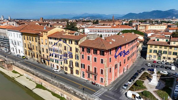 appartamento in vendita a Pisa in zona Lungarni