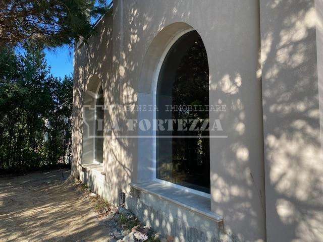 casa indipendente in vendita a Pisa in zona Tirrenia