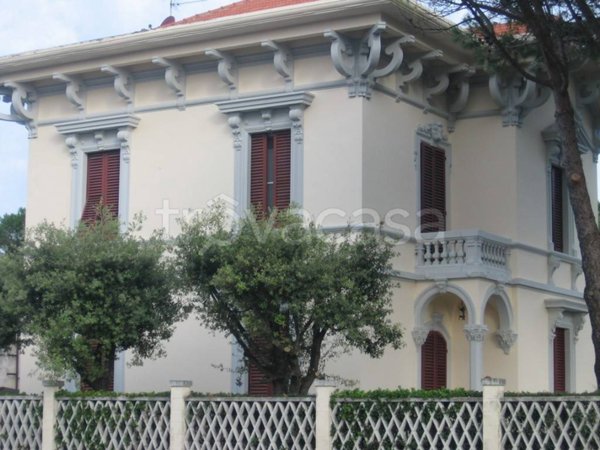 casa indipendente in vendita a Pisa in zona Marina di Pisa