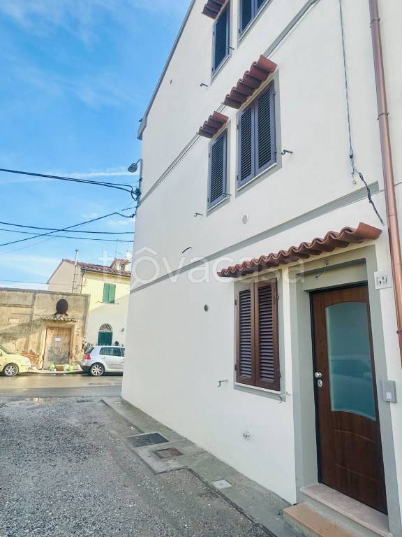 casa indipendente in vendita a Pisa in zona Barbaricina