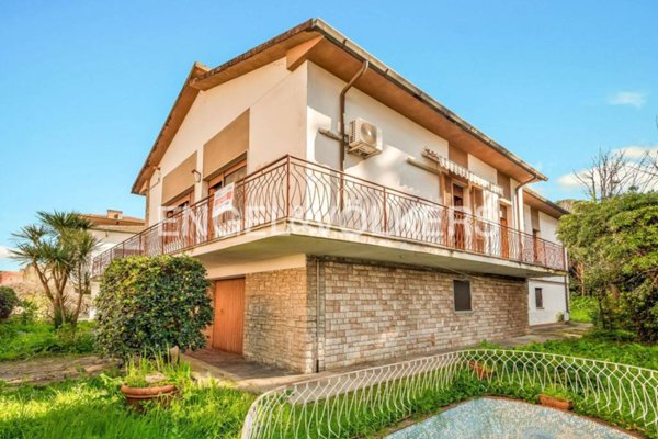 casa indipendente in vendita a Pisa in zona Le Piagge