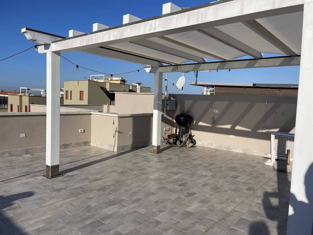 appartamento in vendita a Pisa in zona Marina di Pisa