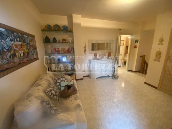 casa indipendente in vendita a Pisa in zona Tirrenia