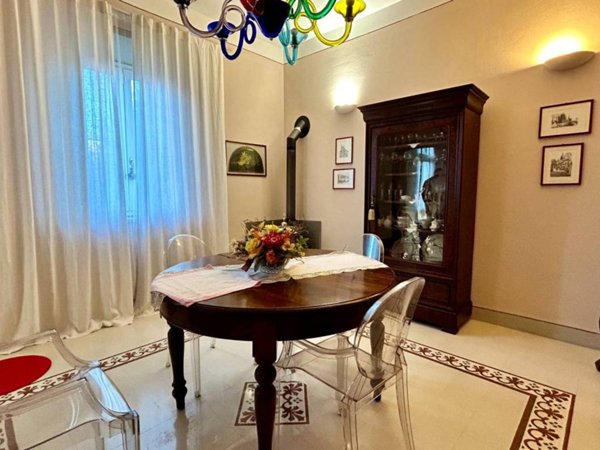 casa indipendente in vendita a Pisa in zona Lungarni
