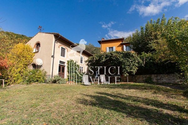 casa indipendente in vendita a Pisa in zona Centro Storico