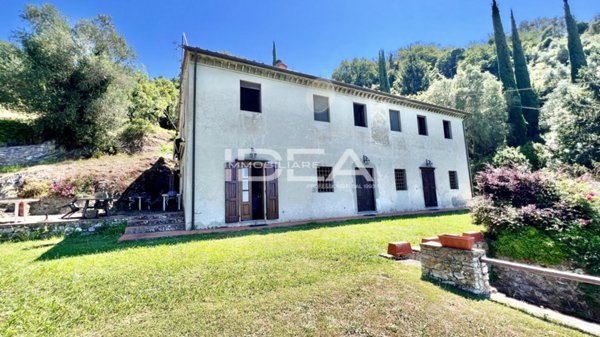 negozio in vendita a Pisa in zona Porta a Lucca