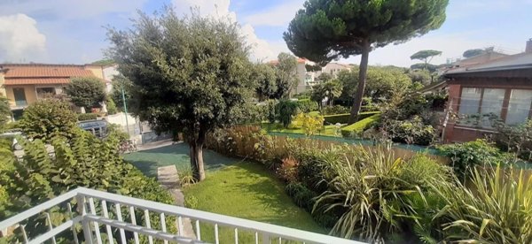 appartamento in vendita a Pisa in zona Tirrenia