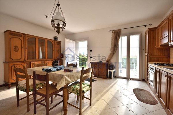 appartamento in vendita a Pisa in zona Marina di Pisa