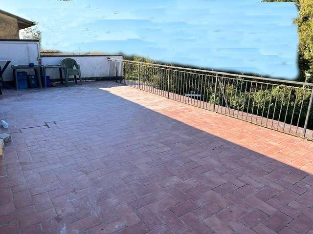 casa indipendente in vendita a Pisa in zona Barbaricina