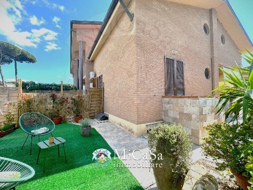 casa indipendente in vendita a Pisa in zona Tirrenia