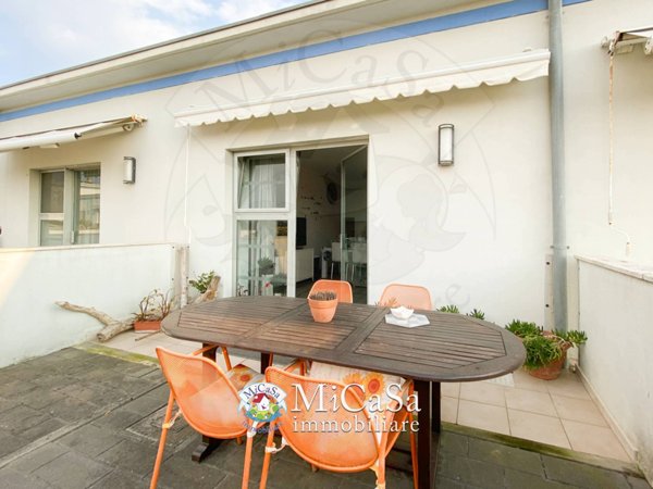 casa indipendente in vendita a Pisa in zona Calambrone