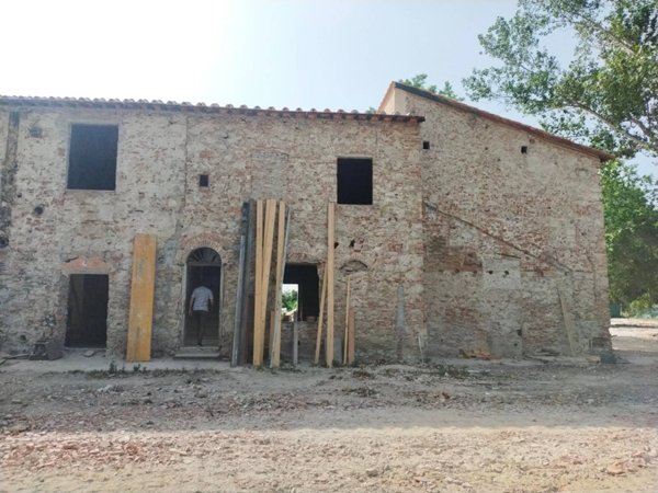 casa indipendente in vendita a Pisa in zona Porta a Mare