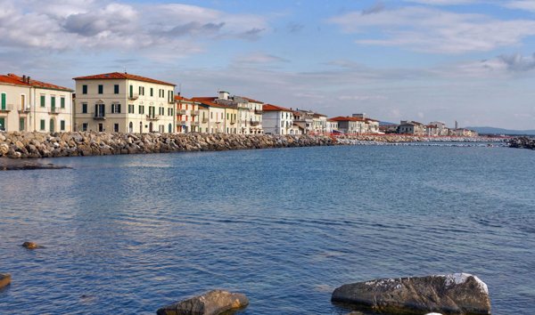 appartamento in vendita a Pisa in zona Marina di Pisa