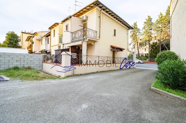 casa indipendente in vendita a Pisa in zona Stazione