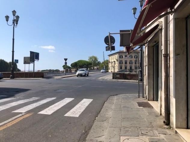negozio in vendita a Pisa in zona Pratale / Don Bosco