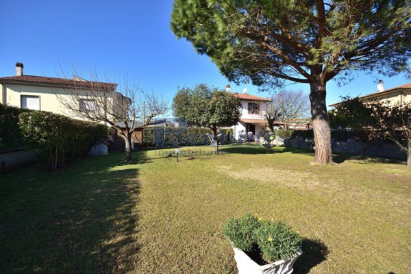casa indipendente in vendita a Pisa in zona Barbaricina