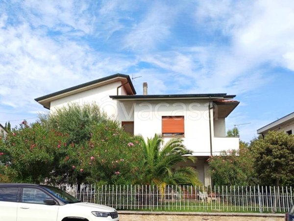 casa indipendente in vendita a Pisa in zona Barbaricina