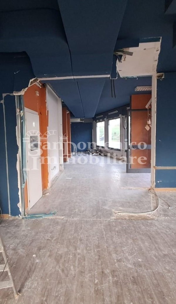 negozio in vendita a Pisa in zona Centro Storico