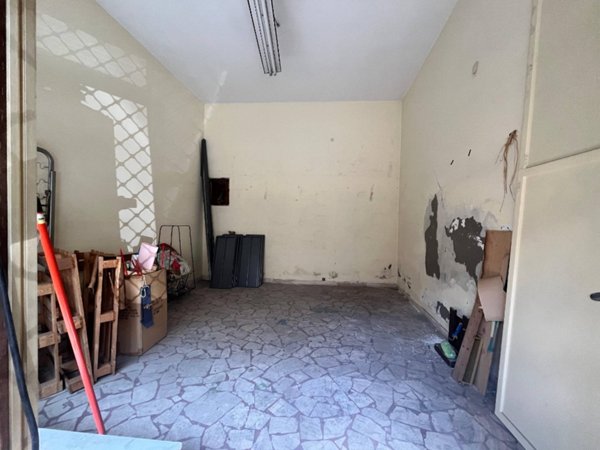 negozio in vendita a Pisa in zona Quartiere San Giusto