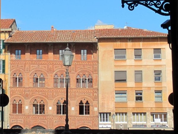 appartamento in vendita a Pisa in zona Lungarni