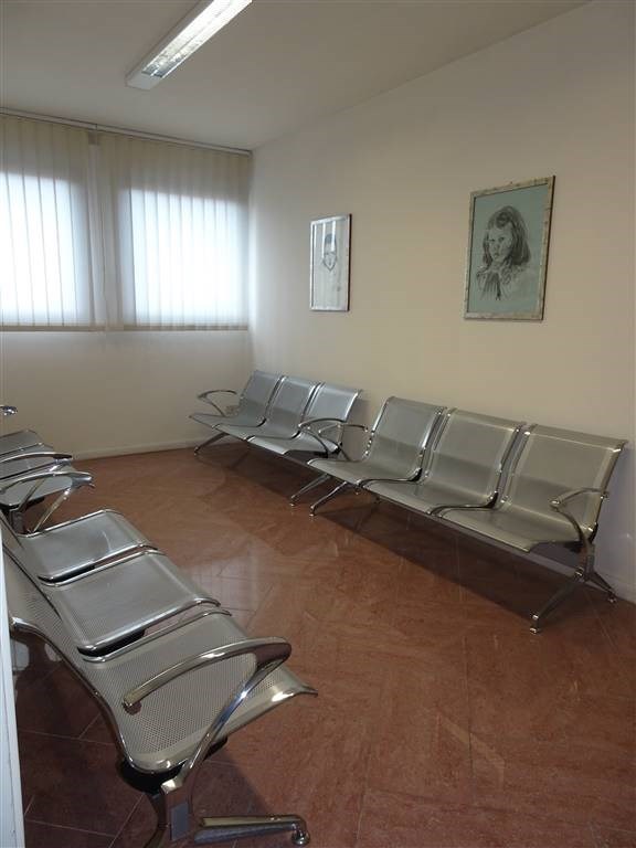 ufficio in vendita a Pisa in zona Porta a Lucca