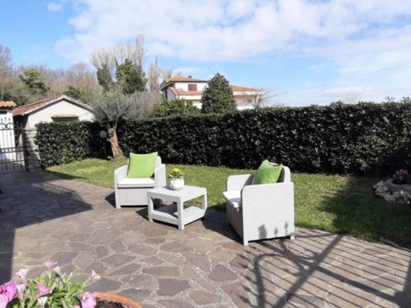 casa indipendente in vendita a Pisa in zona Barbaricina