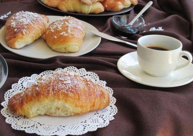 negozio in vendita a Pisa in zona Lungarni