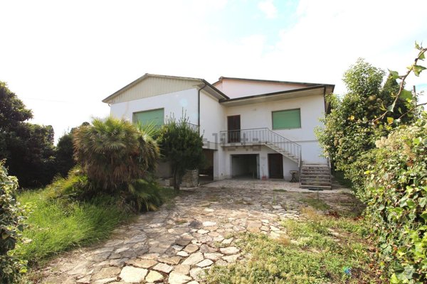 casa indipendente in vendita a Pisa in zona Barbaricina
