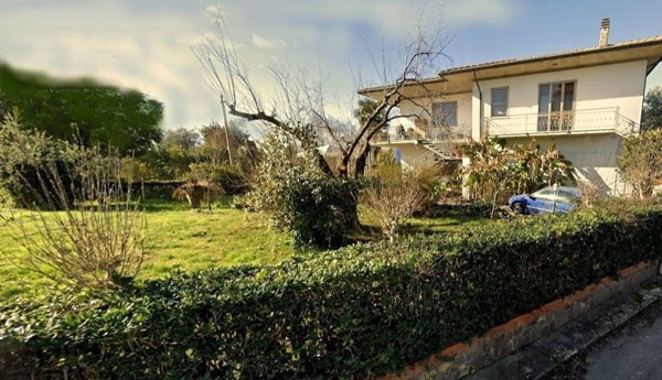 casa indipendente in vendita a Pisa in zona Porta a Lucca