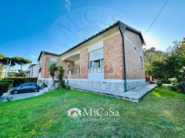casa indipendente in vendita a Pisa in zona Tirrenia