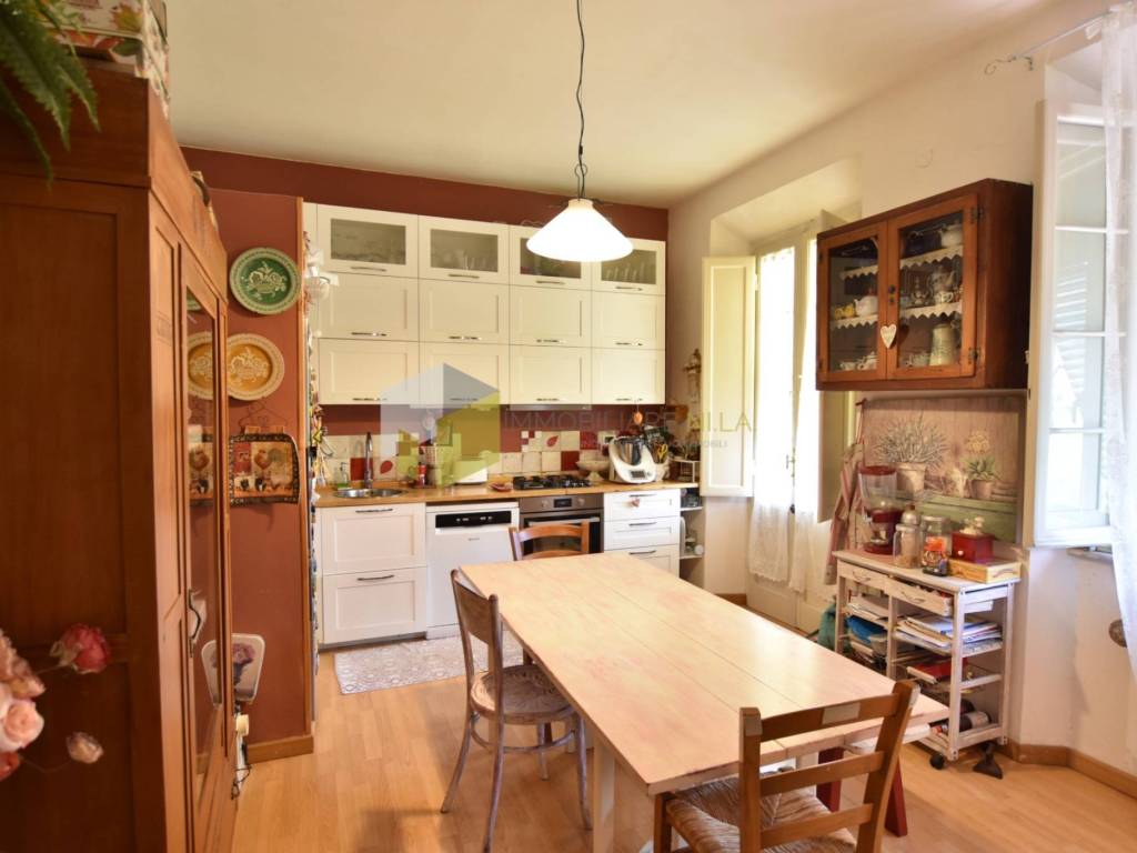 casa indipendente in vendita a Pisa in zona Barbaricina