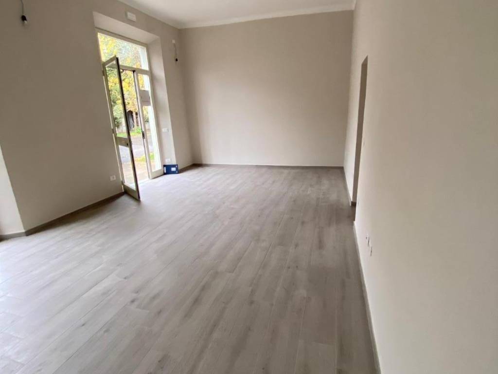 negozio in vendita a Pisa in zona Porta a Lucca