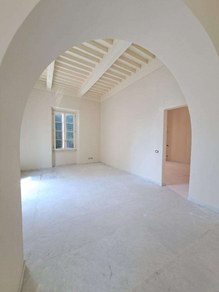 appartamento in vendita a Pisa in zona Lungarni