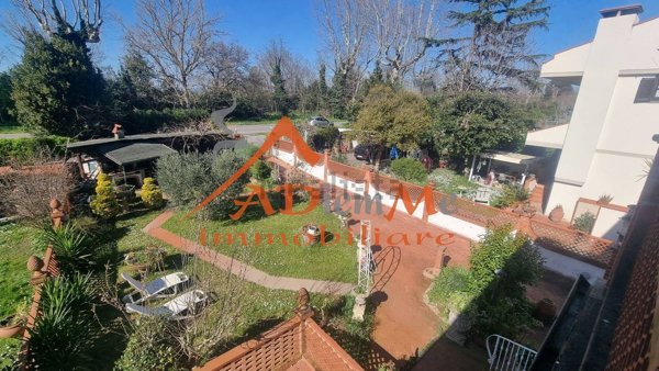 appartamento in vendita a Pisa in zona Lungarni