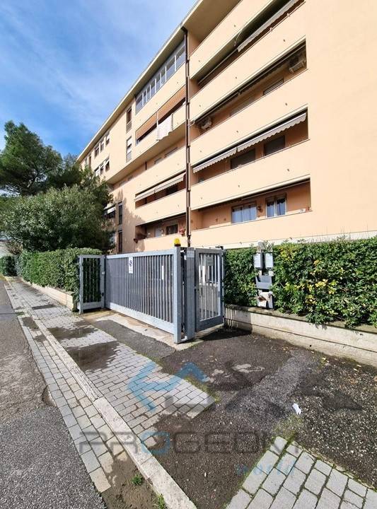 appartamento in vendita a Pisa in zona Porta Nuova