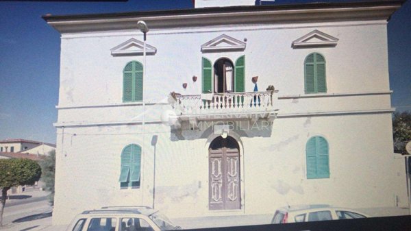 appartamento in vendita a Pisa in zona Marina di Pisa