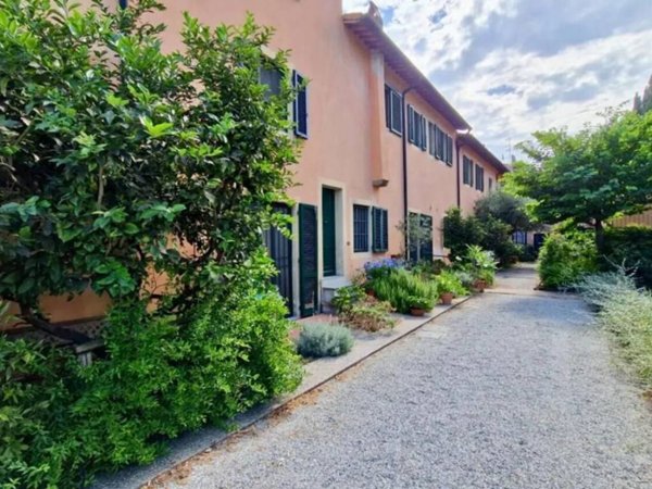 casa indipendente in vendita a Pisa