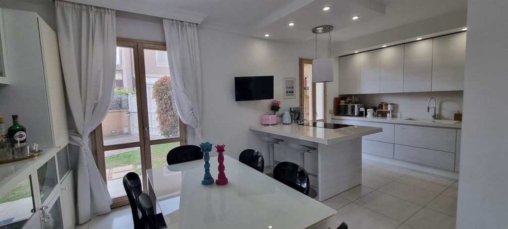 casa indipendente in vendita a Pisa