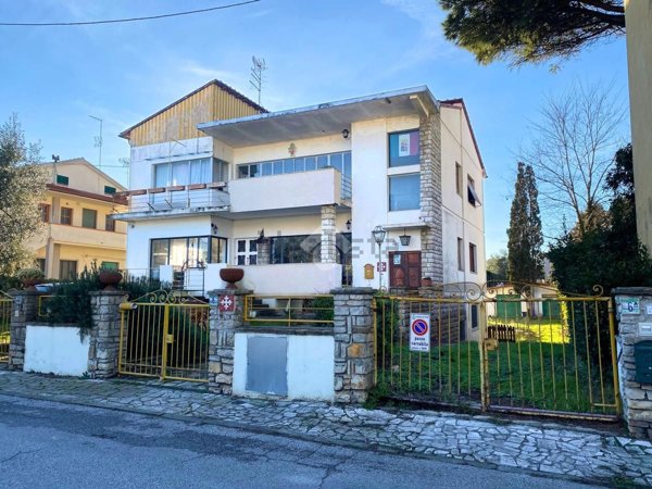 appartamento in vendita a Pisa in zona Tirrenia