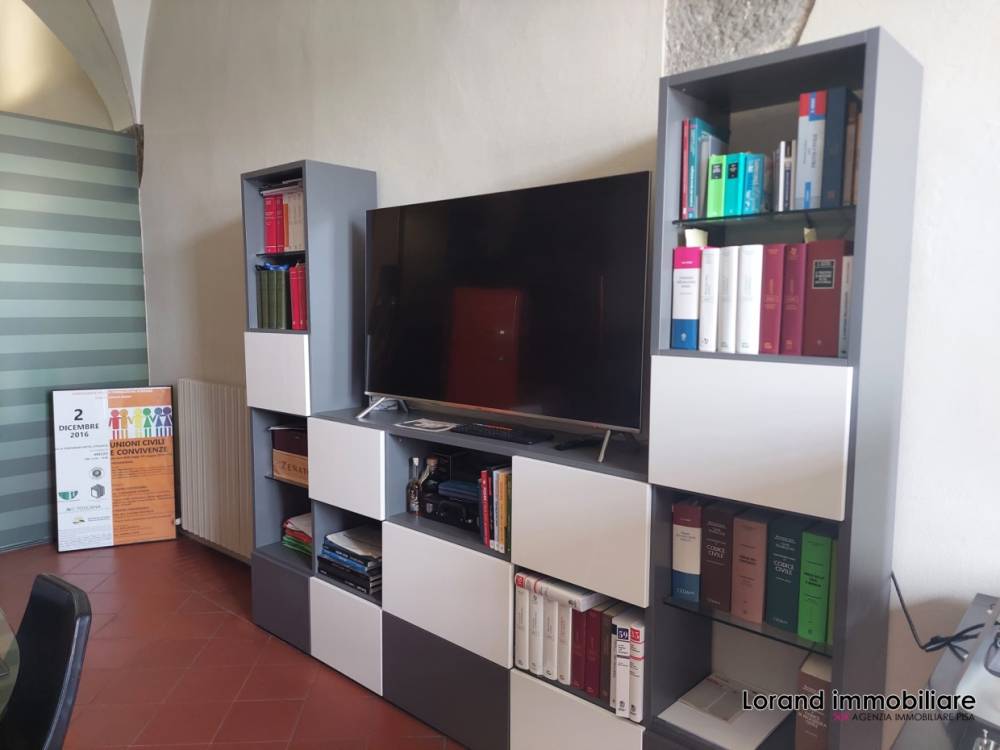 appartamento in vendita a Pisa in zona Lungarni