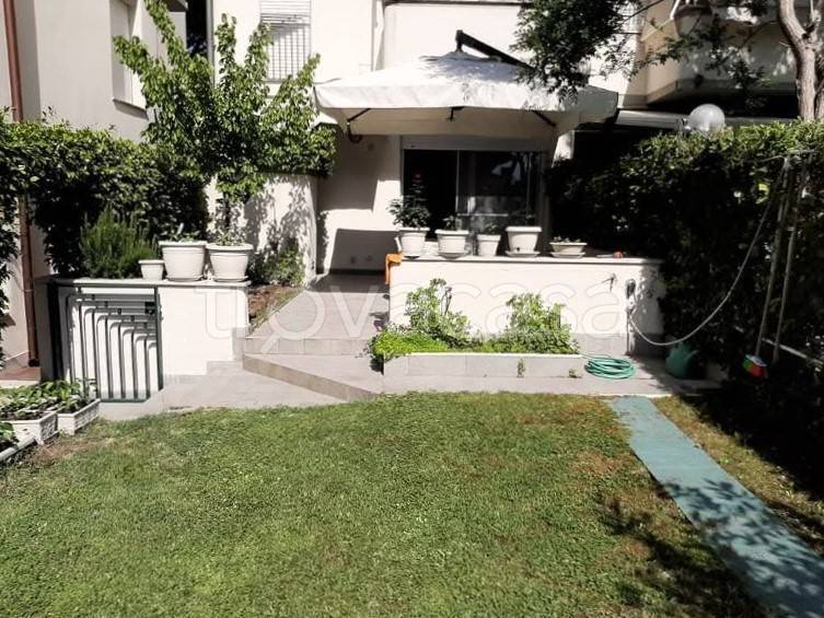 appartamento in vendita a Pisa in zona Tirrenia
