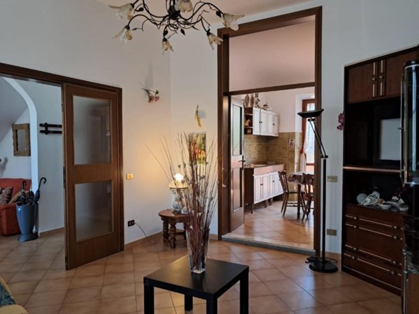 casa indipendente in vendita a Pisa in zona Tirrenia