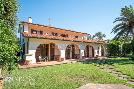 casa indipendente in vendita a Pisa in zona Tirrenia