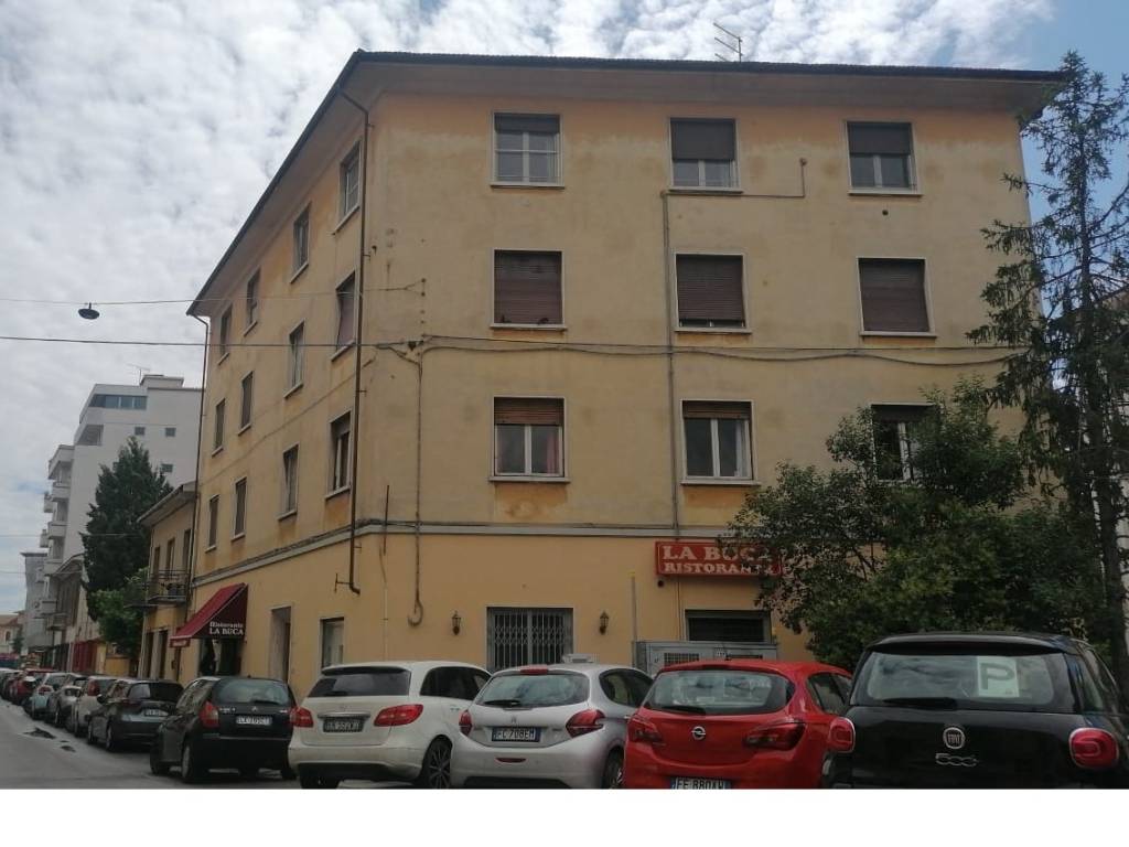appartamento in vendita a Pisa in zona Centro Storico