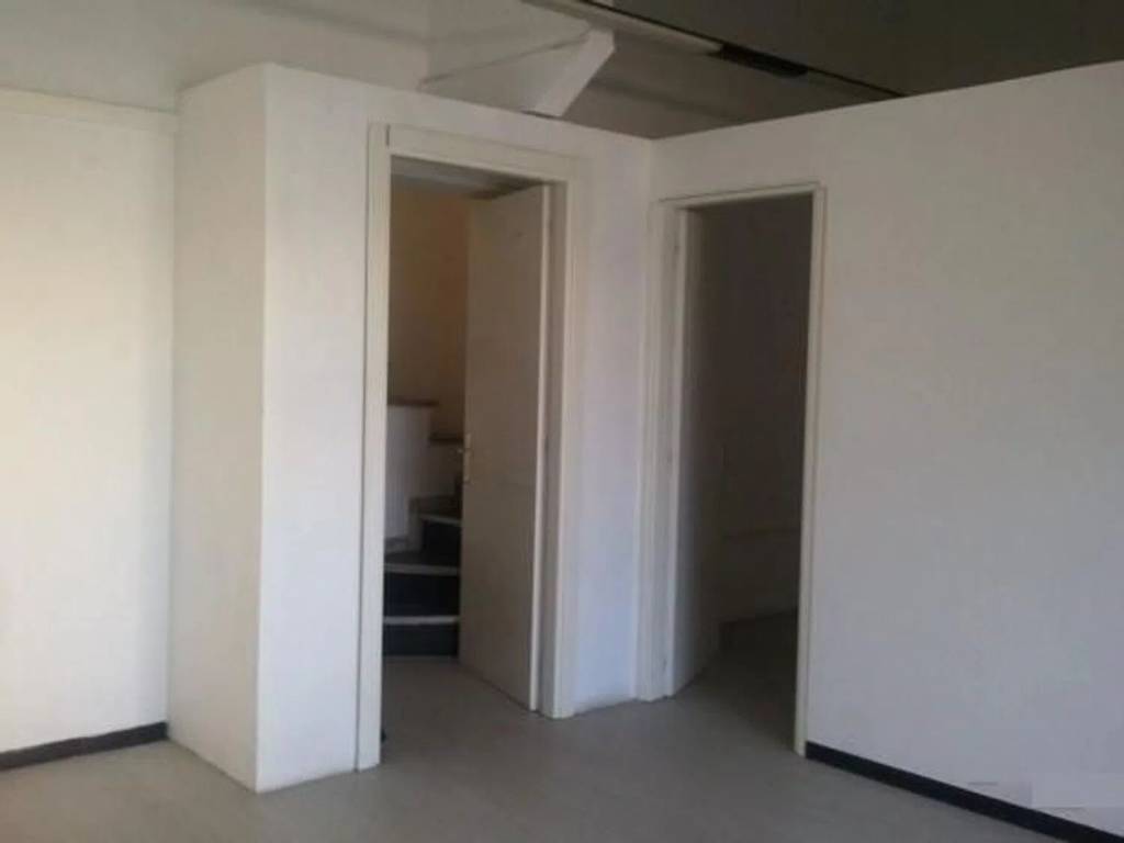 ufficio in vendita a Pisa in zona Ingegneria