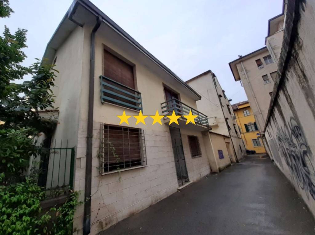 appartamento in vendita a Pisa in zona Quartiere Sant'Antonio