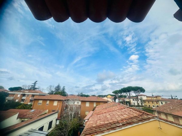 intera palazzina in vendita a Pisa in zona Lungarni