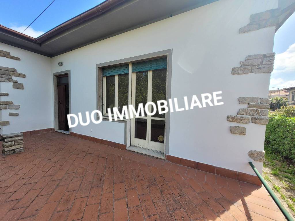 casa indipendente in vendita a Pisa in zona Porta Nuova