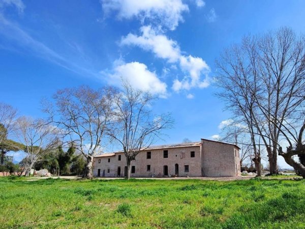 casa indipendente in vendita a Pisa in zona Tirrenia