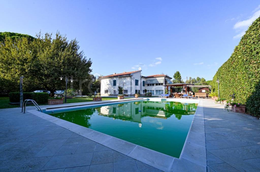 casa indipendente in vendita a Pisa in zona Barbaricina